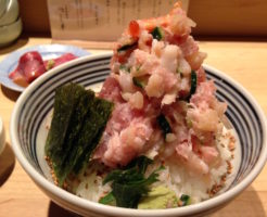 神楽坂ランチ（日本橋海鮮丼 つじ半）海鮮丼