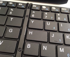 スマホにおすすめのキーボード（中央）